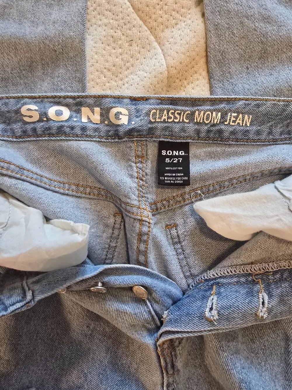 S.O.N.G. classic mom jean
